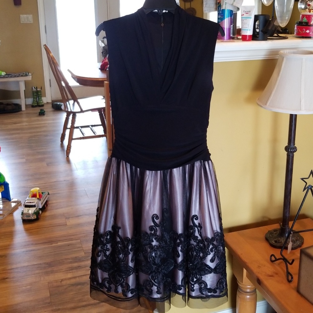 SL Fashions Soutache-trim party dress